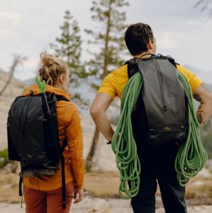Рюкзак Peak Design Outdoor Backpack 45L Black (BABP-45-BK-1) - фото 9