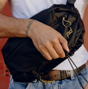 Сумка Peak Design Outdoor Sling 7L Black (BAS-7-BK-1) - фото 11