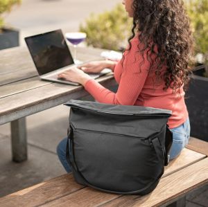 Сумка Peak Design Everyday Tote 15L Black (BEDT-15-BK-2) - фото 11